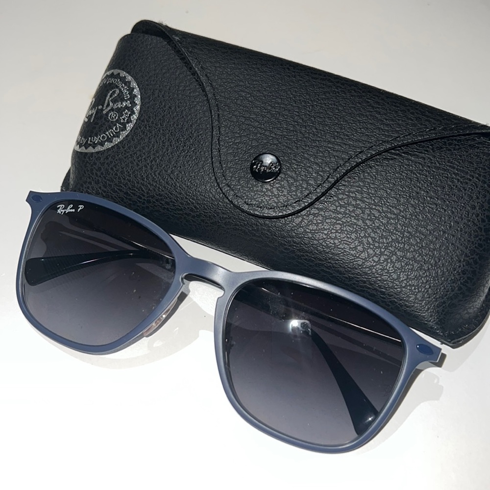 Ray-ban unisex Polarized Sunglasses Brand New